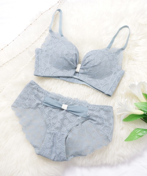 Lace Ladies(レースレディース)の「ノンワイヤー 花柄レースブラ&ショーツ 2点セット(ブラ&ショーツ・レディース・グリーン/ブルー/ブラック/アイボリー/ラベンダー・75/80/85/70)」の8枚目の写真