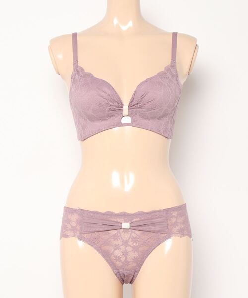 Lace Ladies(レースレディース)の「ノンワイヤー 花柄レースブラ&ショーツ 2点セット(ブラ&ショーツ・レディース・グリーン/ブルー/ブラック/アイボリー/ラベンダー・75/80/85/70)」の19枚目の写真