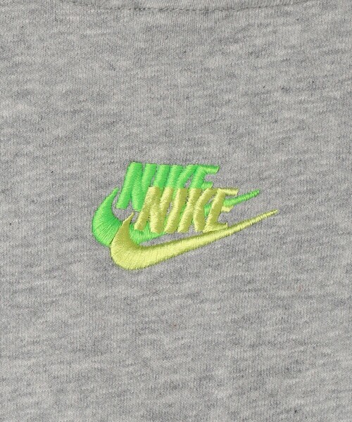 NIKE（ナイキ）の「【NIKE/ナイキ】 NSWL/S クルースウェット M FTA/DJ6915-010/ワンポイント刺繍ロゴスウェット（スウェット・メンズ・ブラック/グレー・SMALL/MEDIUM/LARGE/X-LARGE/XX-LARGE）」の5枚目の写真