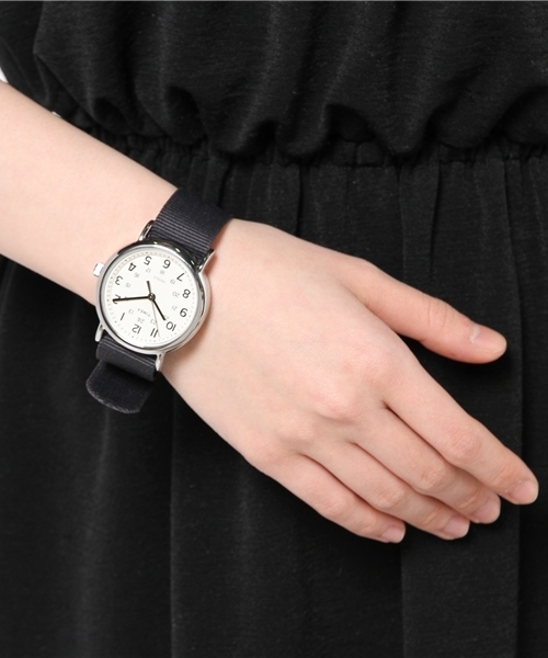 BEAUTY&YOUTH UNITED ARROWS（ビューティーアンドユースユナイテッドアローズ）の「BYBC TIMEX テープベルトウォッチ◆（アナログ腕時計・レディース・ブラック/オリーブ・フリー）」の3枚目の写真