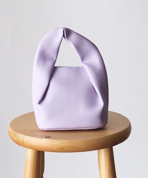 Riberry（リベリー）の「タックワンハンドルミニショルダーバッグ（ショルダーバッグ・レディース・ホワイト/ブラック/ベージュ/パープル/ピンク/イエロー/ピンク系その他・FREE）」の4枚目の写真