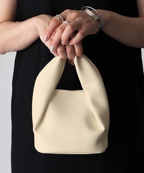 Riberry（リベリー）の「タックワンハンドルミニショルダーバッグ（ショルダーバッグ・レディース・ホワイト/ブラック/ベージュ/パープル/ピンク/イエロー/ピンク系その他・FREE）」の10枚目の写真