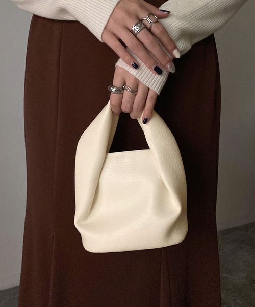 Riberry（リベリー）の「タックワンハンドルミニショルダーバッグ（ショルダーバッグ・レディース・ホワイト/ブラック/ベージュ/パープル/ピンク/イエロー/ピンク系その他・FREE）」の21枚目の写真