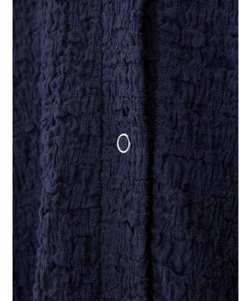 KBF(ケイビーエフ)の「KBF ジャガードビッグシャツ(シャツ/ブラウス・レディース・アイボリー/ネイビー・FREE)」の18枚目の写真