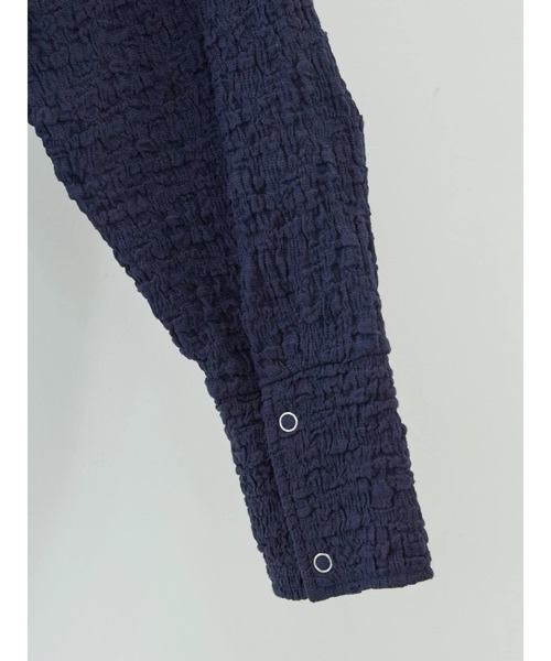 KBF(ケイビーエフ)の「KBF ジャガードビッグシャツ(シャツ/ブラウス・レディース・アイボリー/ネイビー・FREE)」の8枚目の写真