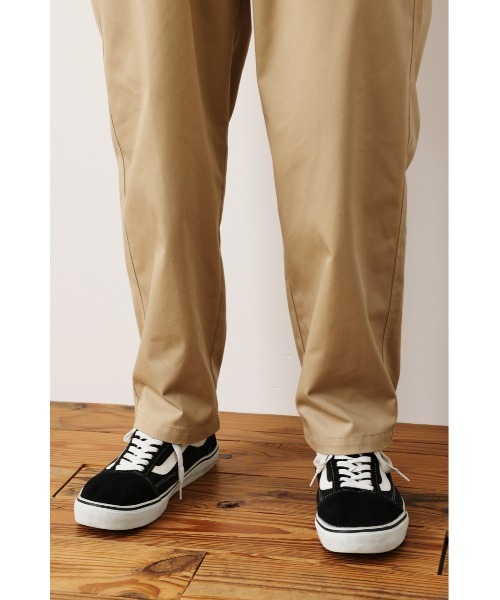 RODEO CROWNS WIDE BOWL(ロデオクラウンズワイドボウル)の「イージーチノパンツ(チノパンツ・メンズ・ブラック/ベージュ/ネイビー・MEDIUM/LARGE)」の18枚目の写真