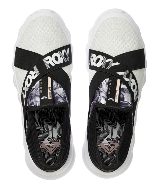ROXY(ロキシー)の「ON THE MOVE 4/ロキシーゴムバンドスニーカー(スニーカー・レディース・ホワイト/ブラック/ブラック×ブラック・23cm/23.5cm/24cm/24.5cm/25cm)」の4枚目の写真