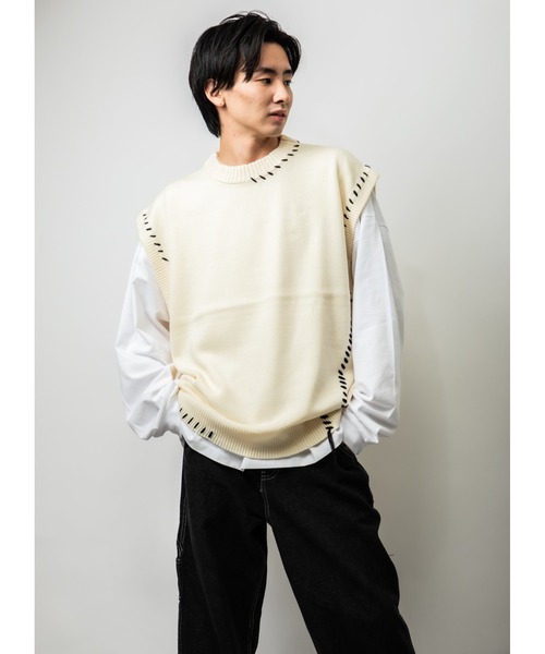 Beno(ビーノ)の「アシンメトリーハンドステッチニット オーバーシルエット クルーネックベスト(ベスト・メンズ・オフホワイト/ブラック/マスタード/グリーン・M/L)」の22枚目の写真