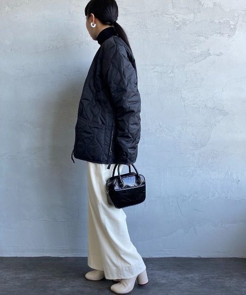 TAION（タイオン）の「【WEB限定】[TAION/タイオン] MILITARY Vネックダウンジャケット（ダウンジャケット/コート・レディース・モカ/ブラック/セージグリーン・M/L/XL）」の13枚目の写真