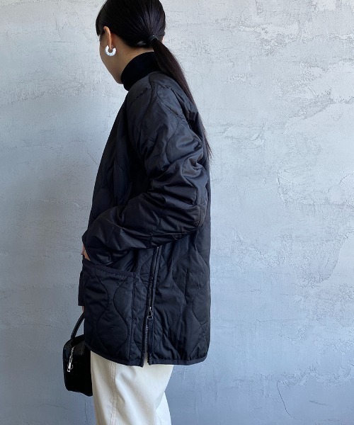 TAION（タイオン）の「【WEB限定】[TAION/タイオン] MILITARY Vネックダウンジャケット（ダウンジャケット/コート・レディース・モカ/ブラック/セージグリーン・M/L/XL）」の9枚目の写真