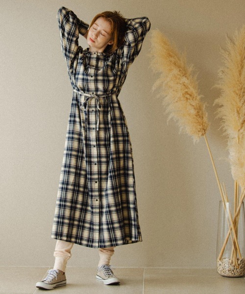 Crisp（クリスプ）の「チェックロングワンピース（ワンピース・レディース・ワイン/ネイビー・FREE）」の15枚目の写真