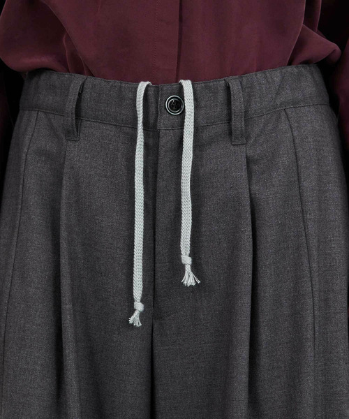 FRAPBOIS（フラボア）の「タックパンツ（その他パンツ・レディース・ブラック/グレー・1/0）」の6枚目の写真