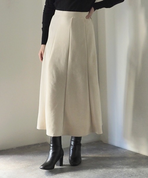 Riberry（リベリー）の「マシュマロタッチフレアスカート（スカート・レディース・ブラック/オフホワイト・MEDIUM）」の4枚目の写真