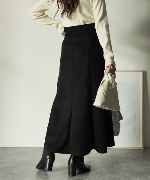 Riberry（リベリー）の「マシュマロタッチフレアスカート（スカート・レディース・ブラック/オフホワイト・MEDIUM）」の12枚目の写真