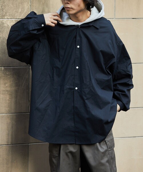 FREAK'S STORE（フリークスストア）の「【限定展開】SUPER BIG L/S レギュラーカラーシャツ/ビッグシルエット/オーバーサイズ（シャツ/ブラウス・メンズ・ホワイト/ストライプ/チャコールグレー/ベージュ/サックスブルー/ブラック・LARGE/MEDIUM/SMALL）」の16枚目の写真