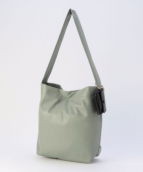 179/WG（イチナナキュウダブルジー）の「【ポーチ付き】ショルダートートバッグ（ショルダーバッグ・レディース・オフホワイト/ブラック/グリーン・FREE）」の10枚目の写真