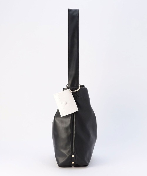 179/WG（イチナナキュウダブルジー）の「【ポーチ付き】ショルダートートバッグ（ショルダーバッグ・レディース・オフホワイト/ブラック/グリーン・FREE）」の13枚目の写真