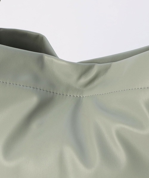 179/WG（イチナナキュウダブルジー）の「【ポーチ付き】ショルダートートバッグ（ショルダーバッグ・レディース・オフホワイト/ブラック/グリーン・FREE）」の16枚目の写真