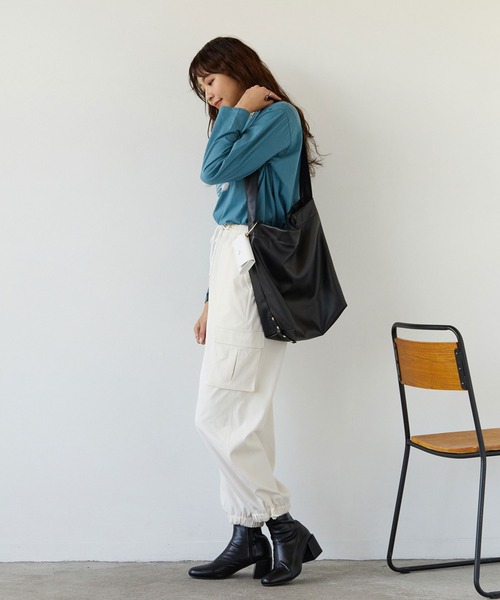 179/WG（イチナナキュウダブルジー）の「【ポーチ付き】ショルダートートバッグ（ショルダーバッグ・レディース・オフホワイト/ブラック/グリーン・FREE）」の22枚目の写真