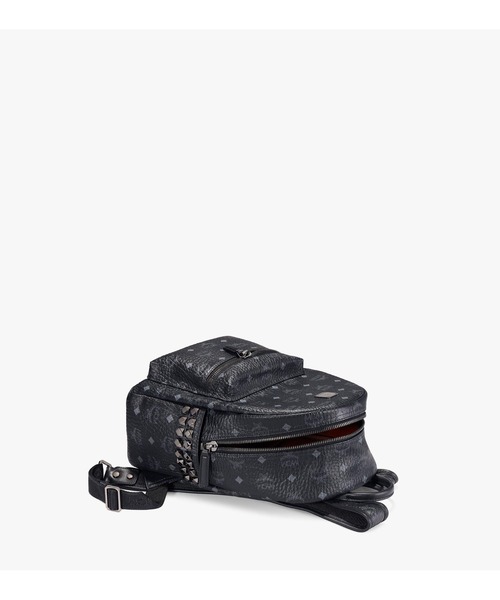 MCM(エムシーエム)の「Small Stark サイドスタッズ バックパック - ヴィセトス(バックパック/リュック・メンズ・ブラック・SMALL)」の12枚目の写真