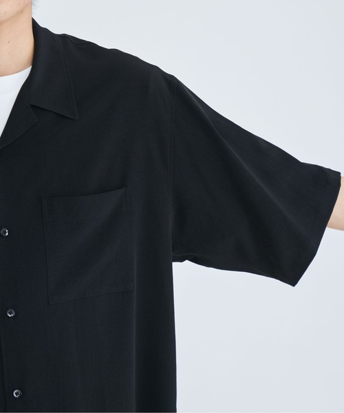08sircus（ゼロエイトサーカス）の「【08sircus/ゼロエイトサーカス】Back dolman split shirt S/S（シャツ/ブラウス・メンズ・ブラック/グリーン・4/5）」の9枚目の写真