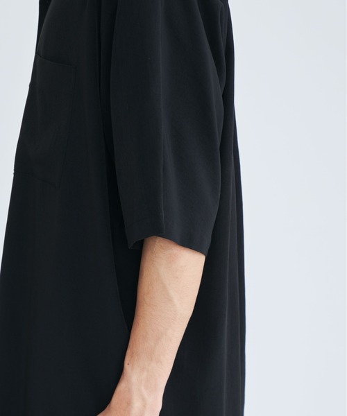 08sircus（ゼロエイトサーカス）の「【08sircus/ゼロエイトサーカス】Back dolman split shirt S/S（シャツ/ブラウス・メンズ・ブラック/グリーン・4/5）」の10枚目の写真