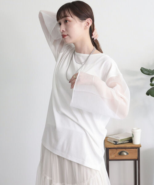 fredy emue(フレディエミュ)の「シアー袖Tシャツ(Tシャツ/カットソー・レディース・ブラック/ベージュ/オフホワイト・38)」の10枚目の写真