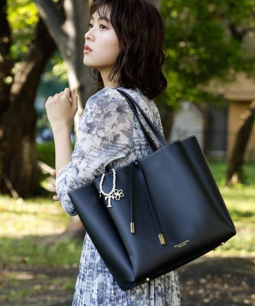 JILL by JILL STUART(ジルバイジルスチュアート)の「パールイニシャルチャーム(チャーム・レディース・シャンパン/その他2/その他3/その他5/ゴールド系その他2/その他4/その他7/その他6・FREE)」の18枚目の写真