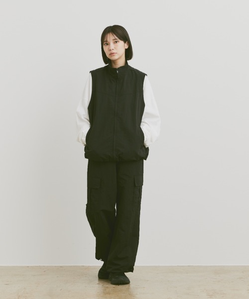 flaner（フラネ）の「Loose military nylon zip vest / ルーズ
