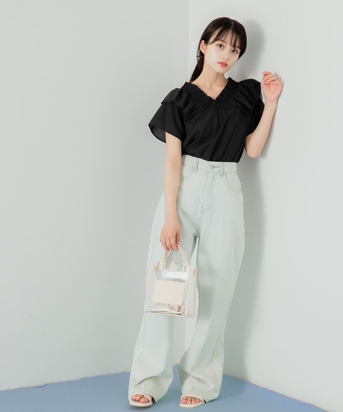 HEYUMM（ヘユム）の「2WAYシャーリングフリルブラウス（シャツ/ブラウス・レディース・ホワイト/ライトブルー/ブラック・ONE）」の17枚目の写真