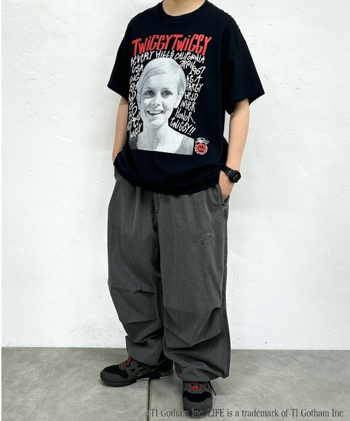LIFE（ライフ）の「COOPER FACT LIFE TWIGGY TEE（Tシャツ/カットソー・レディース・ブラック/ホワイト・FREE）」の4枚目の写真