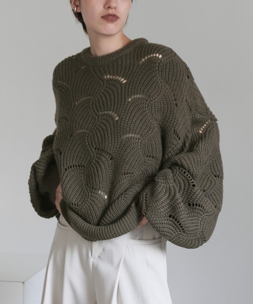 select MOCA（セレクトモカ）の「リーフモチーフボリュームニット（ニット/セーター・レディース・アイボリー/ブラック/カーキ・FREE）」の3枚目の写真