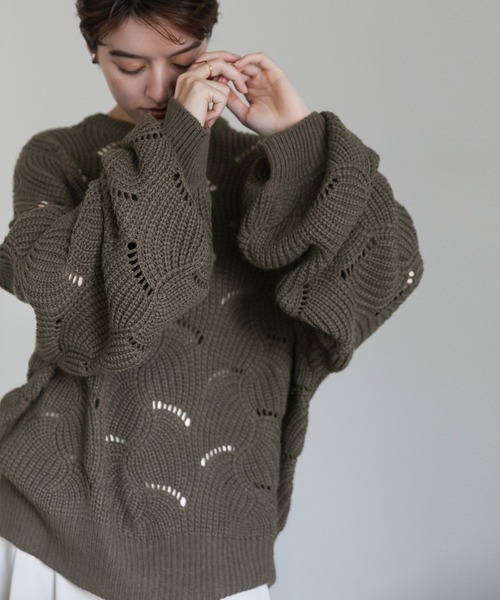 select MOCA（セレクトモカ）の「リーフモチーフボリュームニット（ニット/セーター・レディース・アイボリー/ブラック/カーキ・FREE）」の15枚目の写真