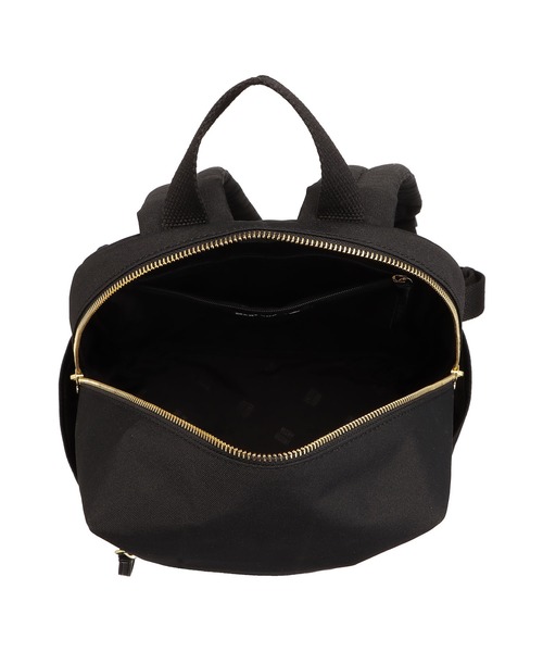 MARY QUANT（マリークワント）の「ループプルライト リュック（バック