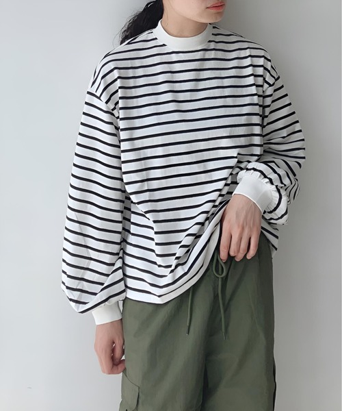 AS KNOW AS plus(アズノゥアズプラス)の「☆モックネックにボリューム袖ロンT(Tシャツ/カットソー・レディース・ブラック系/ベージュ系/サックスブルー系/オフホワイト・FREE)」の9枚目の写真