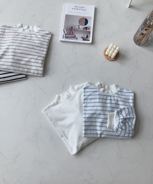 AS KNOW AS plus(アズノゥアズプラス)の「☆モックネックにボリューム袖ロンT(Tシャツ/カットソー・レディース・ブラック系/ベージュ系/サックスブルー系/オフホワイト・FREE)」の16枚目の写真