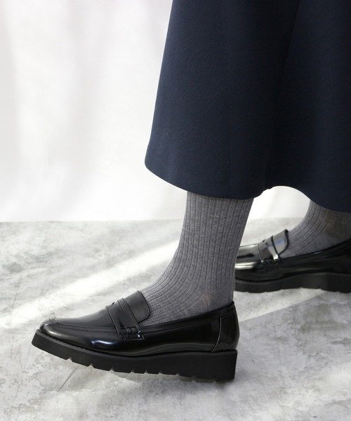 【セール】スクエアトゥ厚底コインローファー【低反発スポンジ入り】（ローファー）｜Fin（フィン）