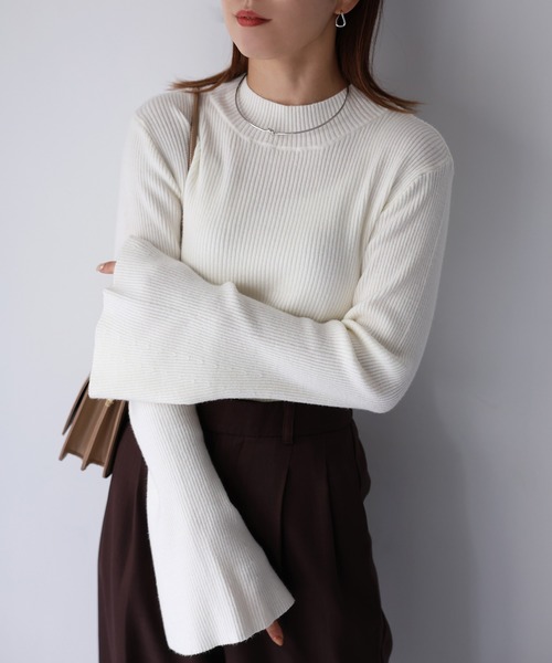 Riberry(リベリー)の「バイカラーフレアスリーブリブハイネックニット(ニット/セーター・レディース・ブラック/ブラック×ホワイト/ホワイト×ブラック/オフホワイト/ライトグレー/その他・FREE)」の13枚目の写真