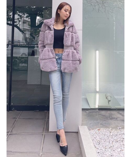 GYDA（ジェイダ）の「BACK OPEN クルーネック TOPS（Tシャツ/カットソー・レディース・オフホワイト/ブラック・FREE）」の18枚目の写真