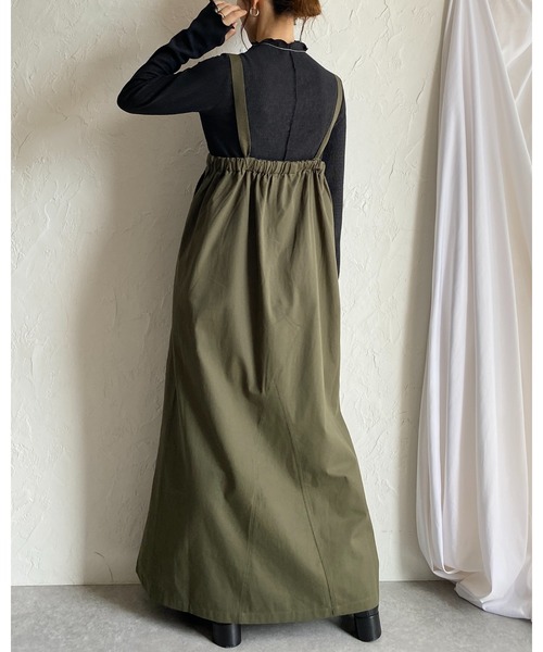 She's Closet(シーズクローゼット)の「指穴付きフィンガーホール長袖ハイネックトップス(Tシャツ/カットソー・レディース・ブルー/アイボリー/グレイッシュベージュ/ブラック・FREE)」の10枚目の写真