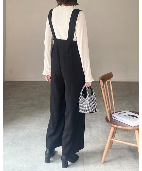 She's Closet(シーズクローゼット)の「指穴付きフィンガーホール長袖ハイネックトップス(Tシャツ/カットソー・レディース・ブルー/アイボリー/グレイッシュベージュ/ブラック・FREE)」の17枚目の写真
