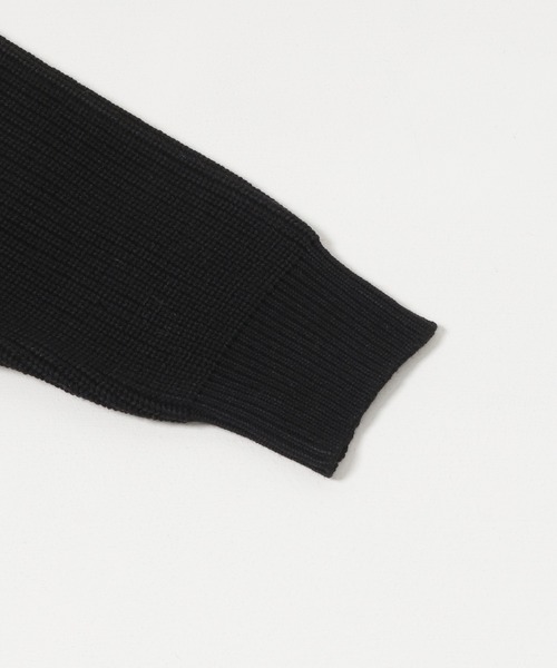 URBAN RESEARCH（アーバンリサーチ）の「ドライバーズニット（ニット/セーター・メンズ・ブラック/ホワイト/チャコールグレー・MEDIUM/LARGE）」の4枚目の写真