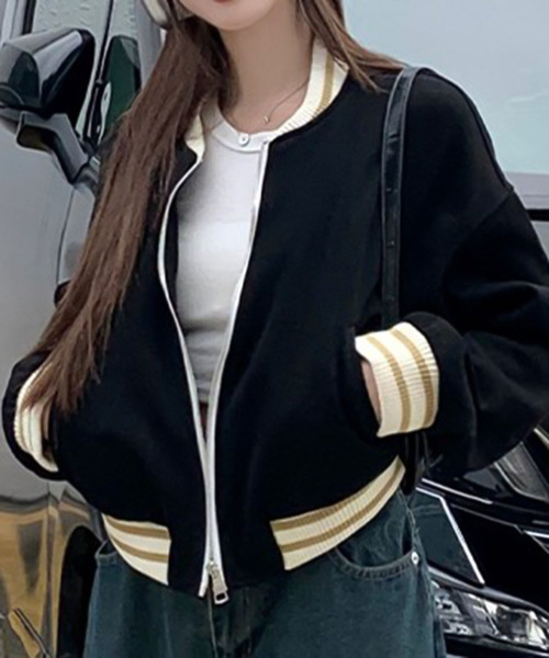 Girly Doll(ガーリードール)の「ラインデザインショートブルゾン(ブルゾン・レディース・グリーン/ブラック・M/L)」の3枚目の写真