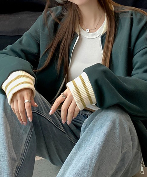 Girly Doll(ガーリードール)の「ラインデザインショートブルゾン(ブルゾン・レディース・グリーン/ブラック・M/L)」の18枚目の写真