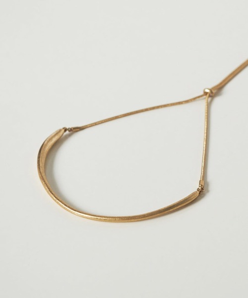 GOLDY（ゴールディ）の「【GOLDY】アーチ ライン バック ロング ネックレス / 3230908（ネックレス・レディース・シルバー/ゴールド/ゴールド系その他2/シルバー系その他・FREE）」の10枚目の写真