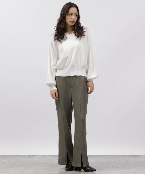 LAKOLE(ラコレ)の「12ゲージ/Vネックニットプルオーバー / 989153(ニット/セーター・レディース・ブラック/オフホワイト/グレー/マスタード・SMALL/MEDIUM)」の5枚目の写真