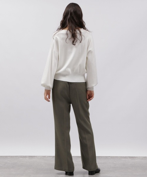 LAKOLE(ラコレ)の「12ゲージ/Vネックニットプルオーバー / 989153(ニット/セーター・レディース・ブラック/オフホワイト/グレー/マスタード・SMALL/MEDIUM)」の8枚目の写真