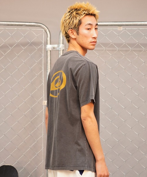 Quiksilver（クイックシルバー）の「QUIKSILVER/クイックシルバー サターンロゴ ST バックプリント QST241012（Tシャツ/カットソー・メンズ・スミクロ/ホワイト/ブルーグリーン・M/L）」の14枚目の写真