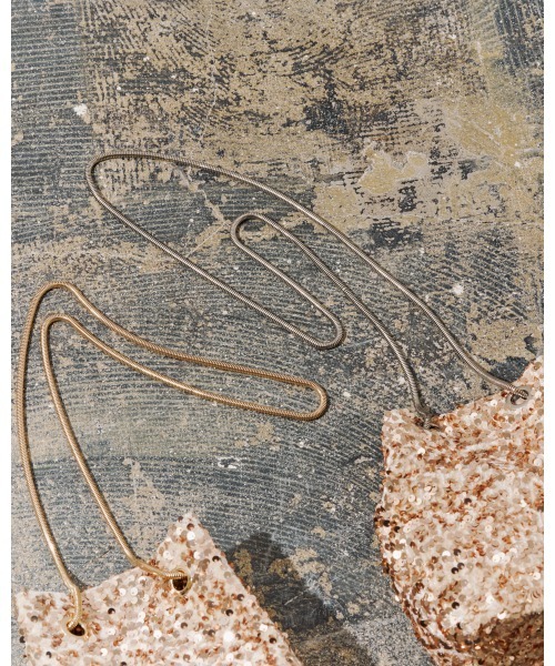 &Robu.（アンドロブ）の「スパンコール 2wayバッグ オケージョン 結婚式 お呼ばれ パーティ（ショルダーバッグ・レディース・ベージュ系その他2/シルバー/ブラック/ベージュ系その他/グレー/ライトグレー/ブラック×ゴールド/グリーン/ネイビー系/ブラウン系その他・FREE）」の12枚目の写真