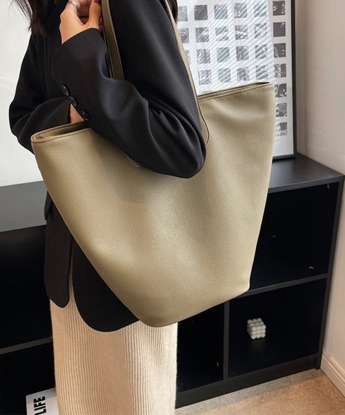 Miniministore(ミニミニストア)の「PUレザートートバッグ 大容量 レトロ(トートバッグ・レディース・キャメル/ダークベージュ/モカ/ブラック/ブラウン/アイボリー/ブラック系・FREE)」の6枚目の写真